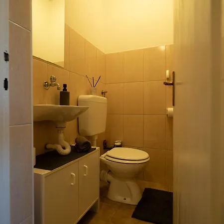 Tonka Apartment